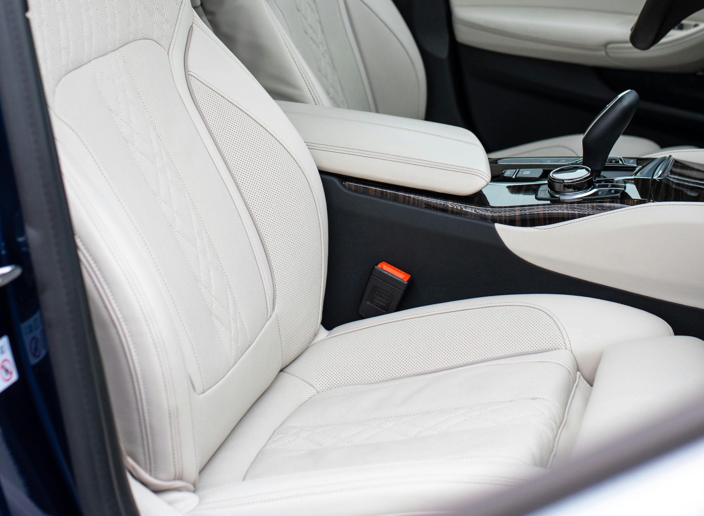 Tapaciranje u autoindustriji